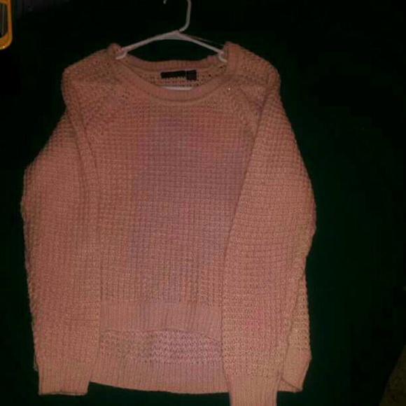 Salmon pink sweater