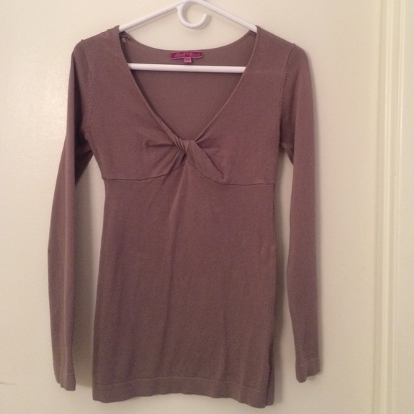 Soft grey top