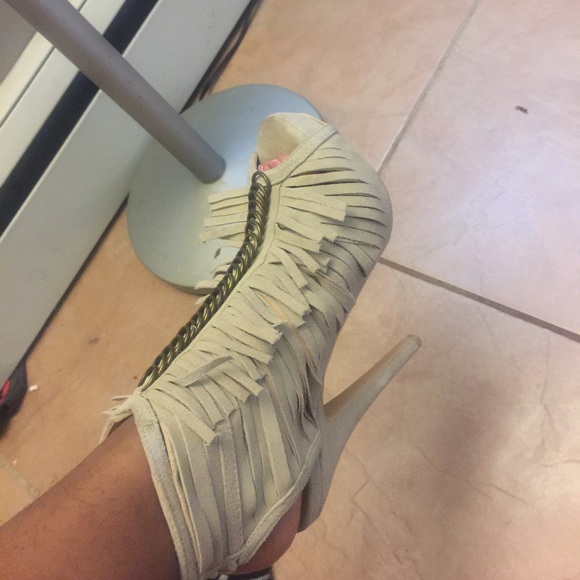 Sexy Celebrity Inspired Fringed Heel