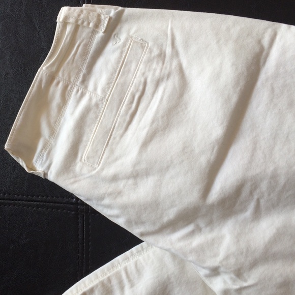 Cream Capris - Picture 4 of 4