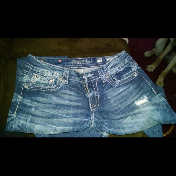 Sold - Picture 3 of 4