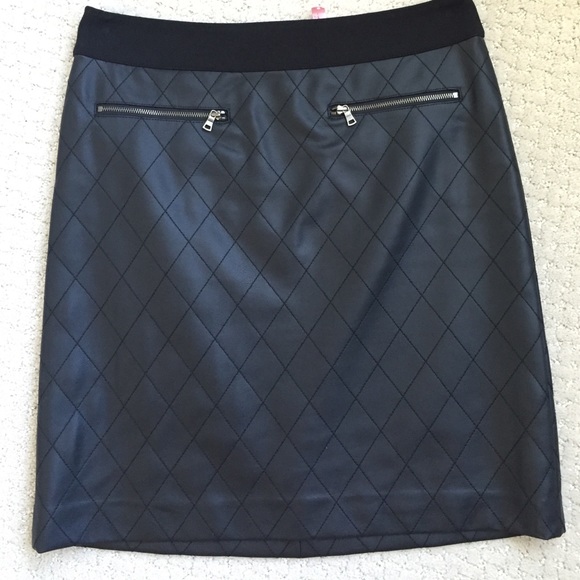 Vegan leather pencil skirt!