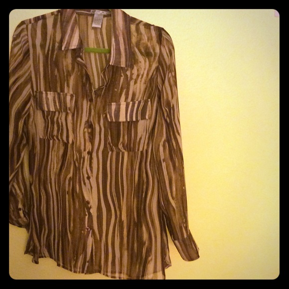 Brown & tan fashion blouse.