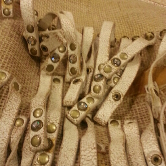 Purse - Picture 2 of 4