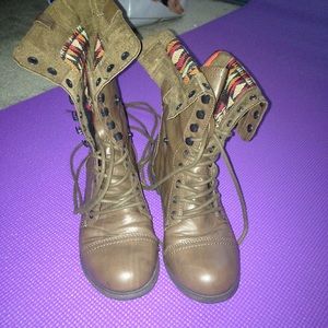 brown combat boots!