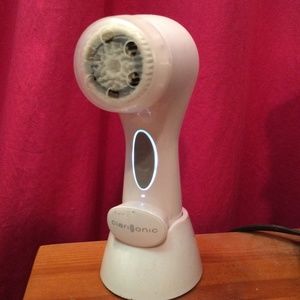 Aria Clarisonic