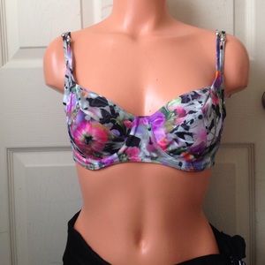 NWT Freya Swim Balcony Bikini Top Underwire 32DD