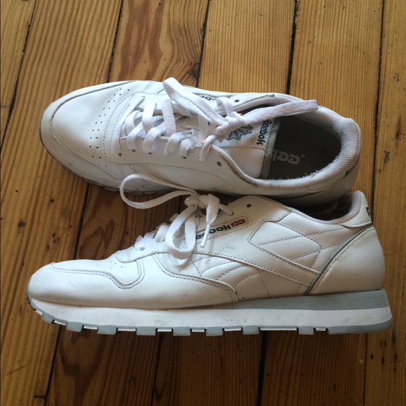 Reebok Classics- Size 8