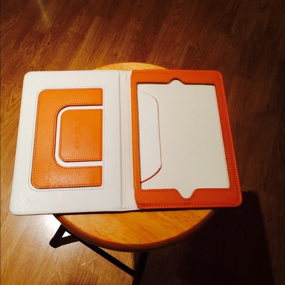 Louis Vuitton like Mini IPad Cover.