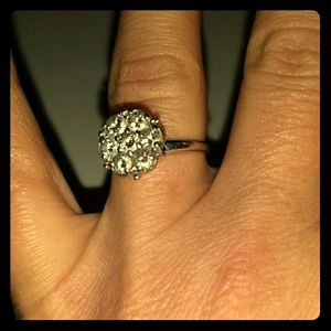 Supersparkly Diamond ring
