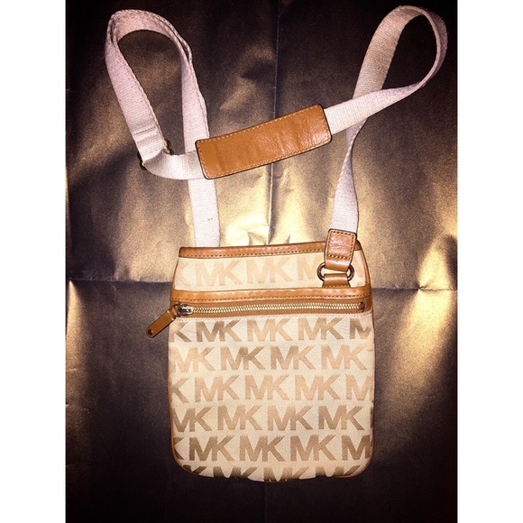 Michael Kors Short Cross Body Bag