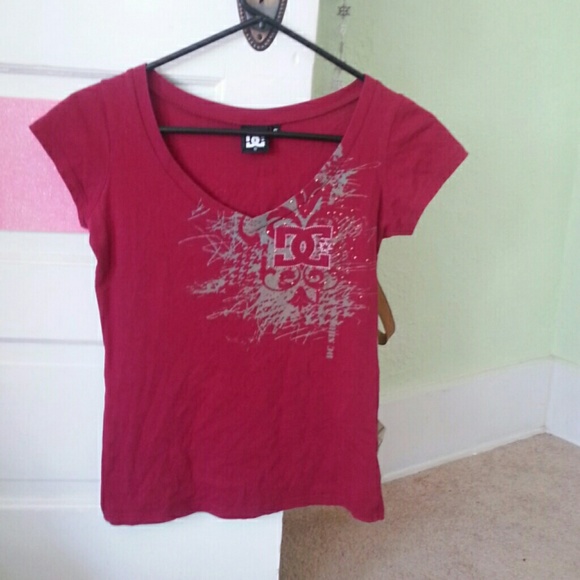 Maroon v neck
