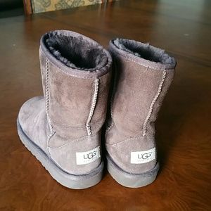 Ugg Classic Short Boot Brown