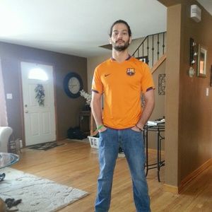 FCB BARCELONA JERSEY & LEVI 505 JEANS