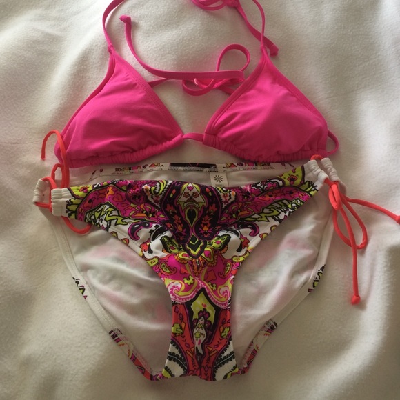 Athleta bathing suit