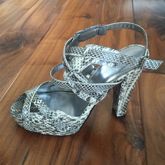 Calvin Klein Snakeskin platform heels - Picture 3 of 4