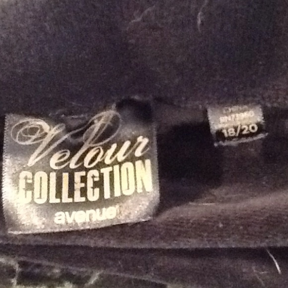 Black velour pants with Elasticized waist - Picture 2 of 2