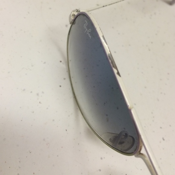 < TRADED > - Picture 3 of 4