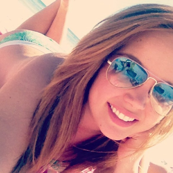 < TRADED > - Picture 4 of 4