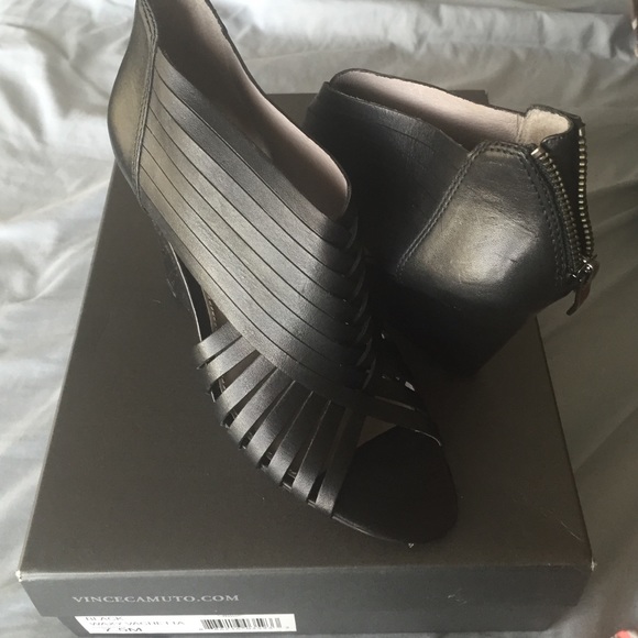 Vince Camuto Black Wedges