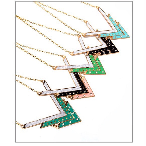 Aztec tribal arrow necklace - Picture 3 of 3