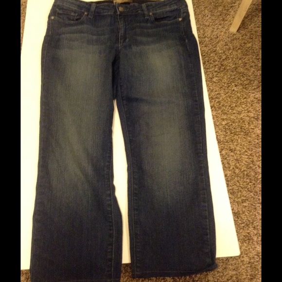 Paige premium denim capri jeans.