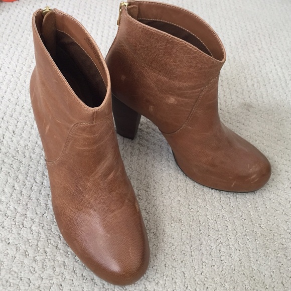 STEVE MADDEN size 9 heels