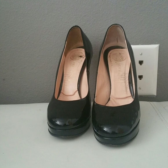 Versace Pumps - Picture 3 of 4