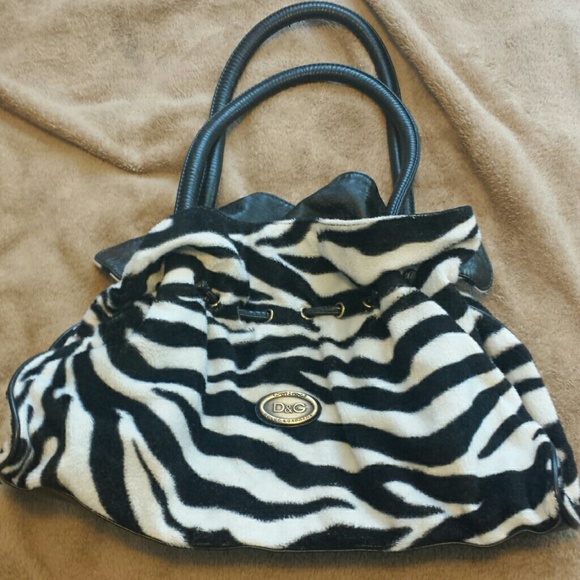Dolce and gabbana purse