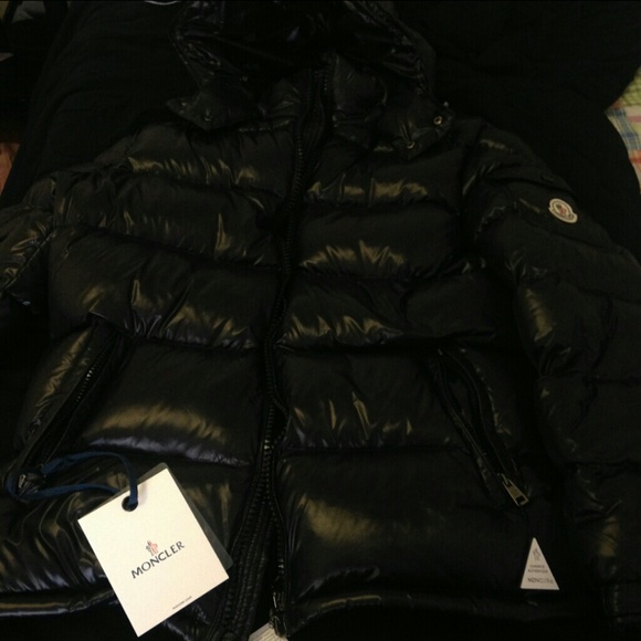 Moncler maya jacket - Picture 2 of 2
