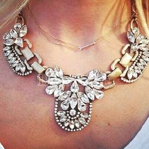 Vintage crystal & gold statement necklace
