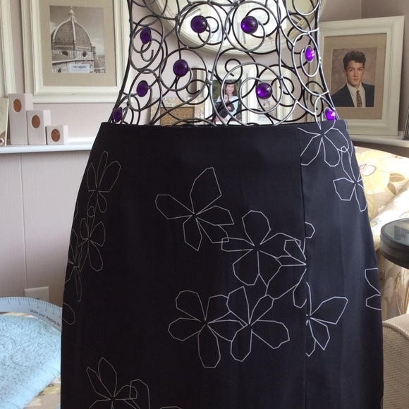 ~ EXPRESS Stretch ~ - Picture 2 of 4