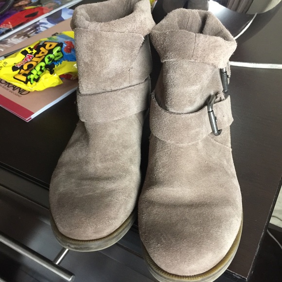 Kenneth Cole Booties