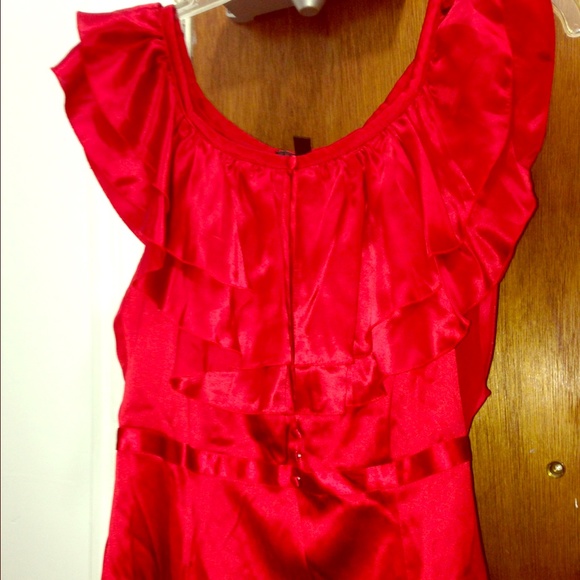 Bebe dressy top!