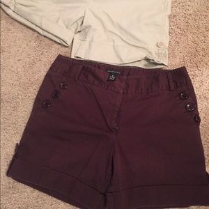 Bundle of 2 shorts size 6