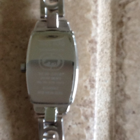 Watch - Picture 3 of 3