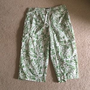 Bundle- Liz Claiborne Green Crop Pants & Top