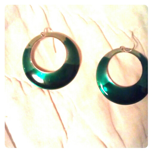 Earrings not to big 3 shades of green