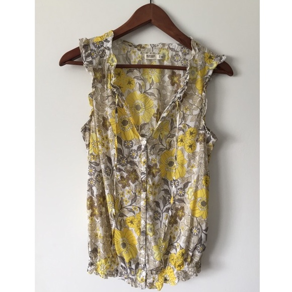🚫Sold🚫Old Navy cotton tank sz XS. Yellow flowers - Picture 3 of 4