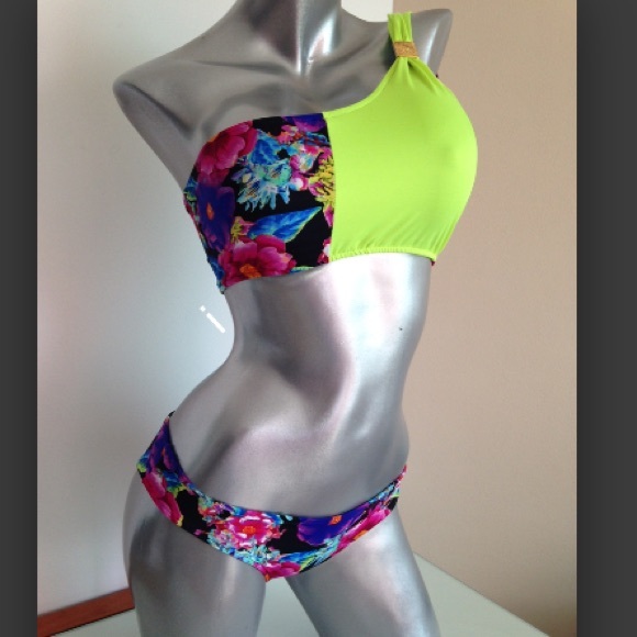 Swimsuit one shoulder multicolor
