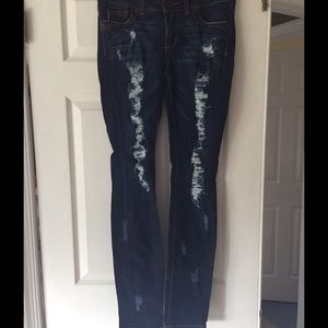 Cute Distressed Jeans, new! Reduced Today! ⬇️