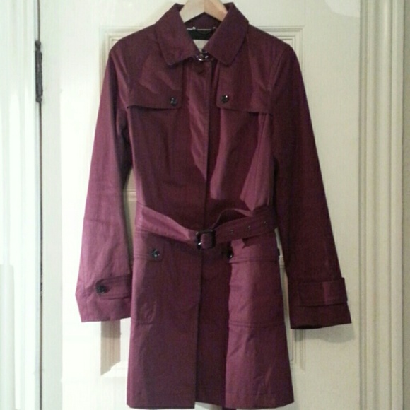 Banana  Republic  Raincoat  Trench Coat size M