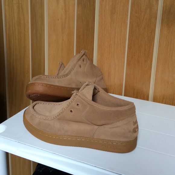 I path shoes