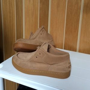 I path shoes