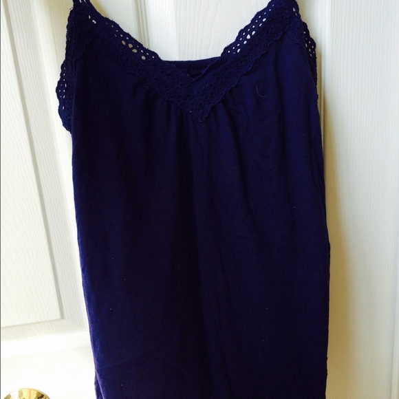 Old navy navy blue eyelet tank