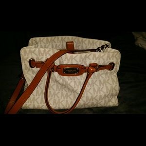 Traded.   Michael Kors --AUTHENTIC--