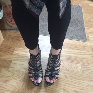 Aldo platform wedge size 9.5