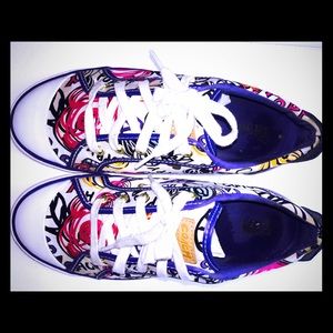 AUTHENTIC COACH SIGNATURE POPPY SNEAKERS  SIZE10