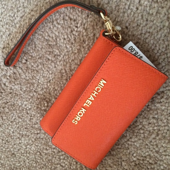 Michael Kors Phone Wristlet