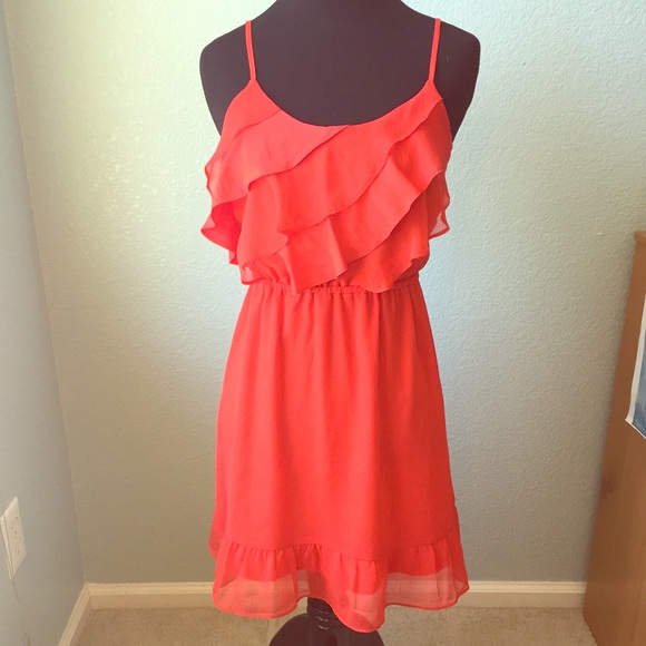 American Eagle Outfitters Dresses & Skirts - American eagle ruffled dress